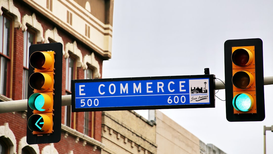 services-04 All signs on green for e-commerce? No, just East Commerce Street in San Antonio.
Tip: there is also a E Commerce Street sign available with red lights (see my photo line).